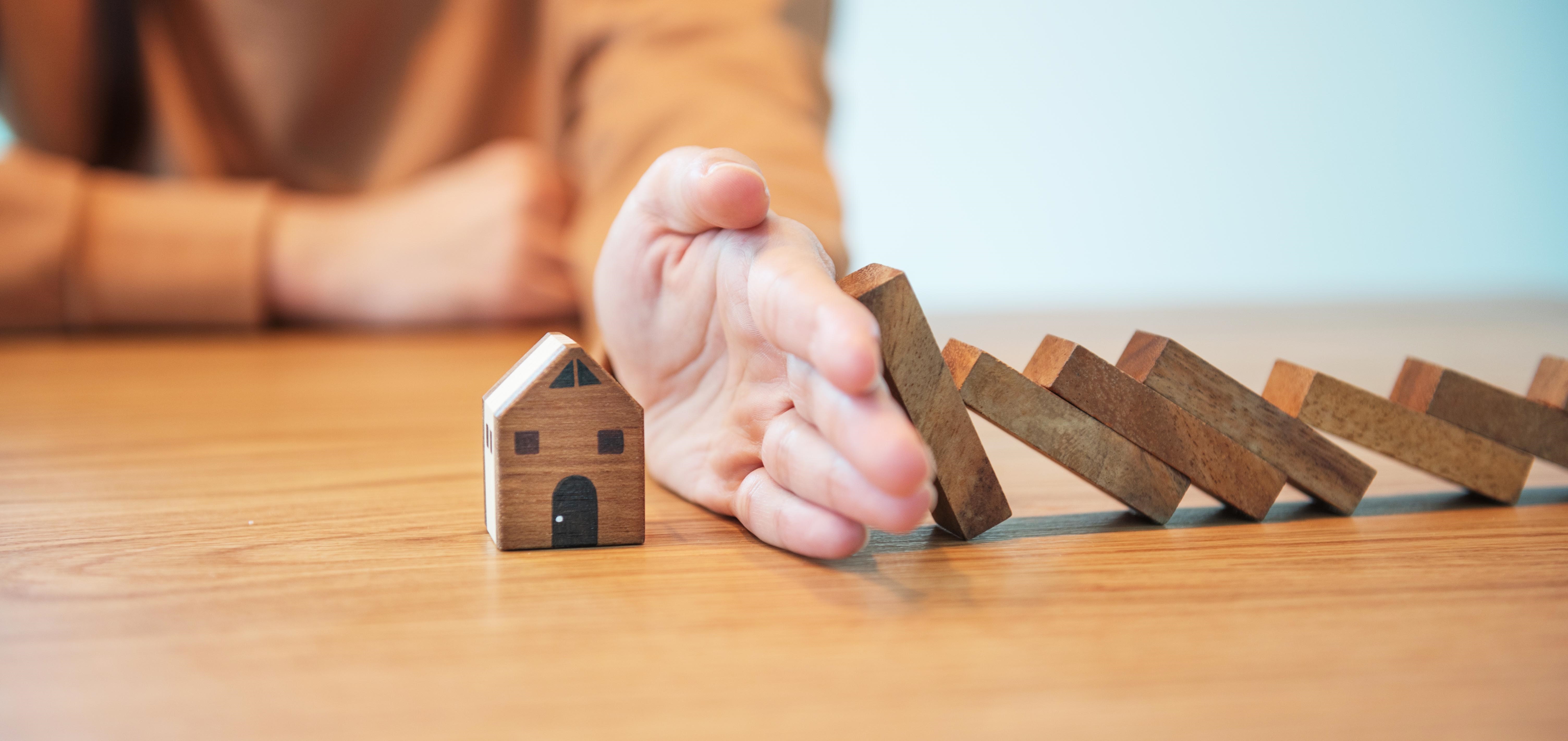 Ball game - avoiding the pit falls 